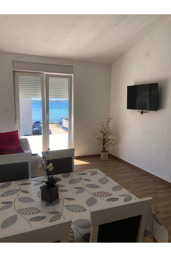 Beach Front Paradise Apartment Sukosan Bagian luar foto