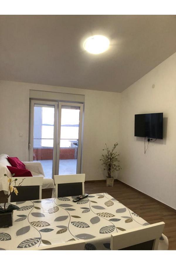 Beach Front Paradise Apartment Sukosan Bagian luar foto