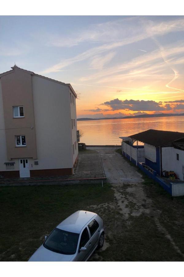 Beach Front Paradise Apartment Sukosan Bagian luar foto